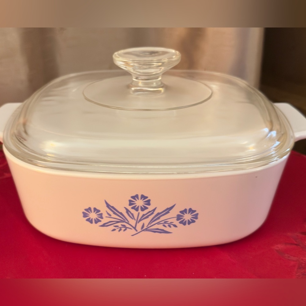 Vintage Blue Cornflower 2qt. Lidded Casserole Dish. 1960’s